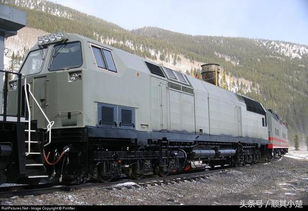 青藏铁路的动力来源 NJ2型机车